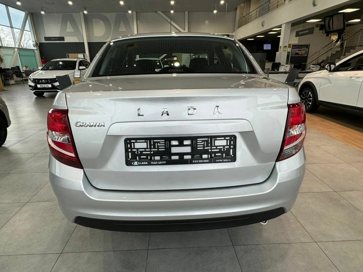 Lada Granta Седан в Челябинск - еще фото