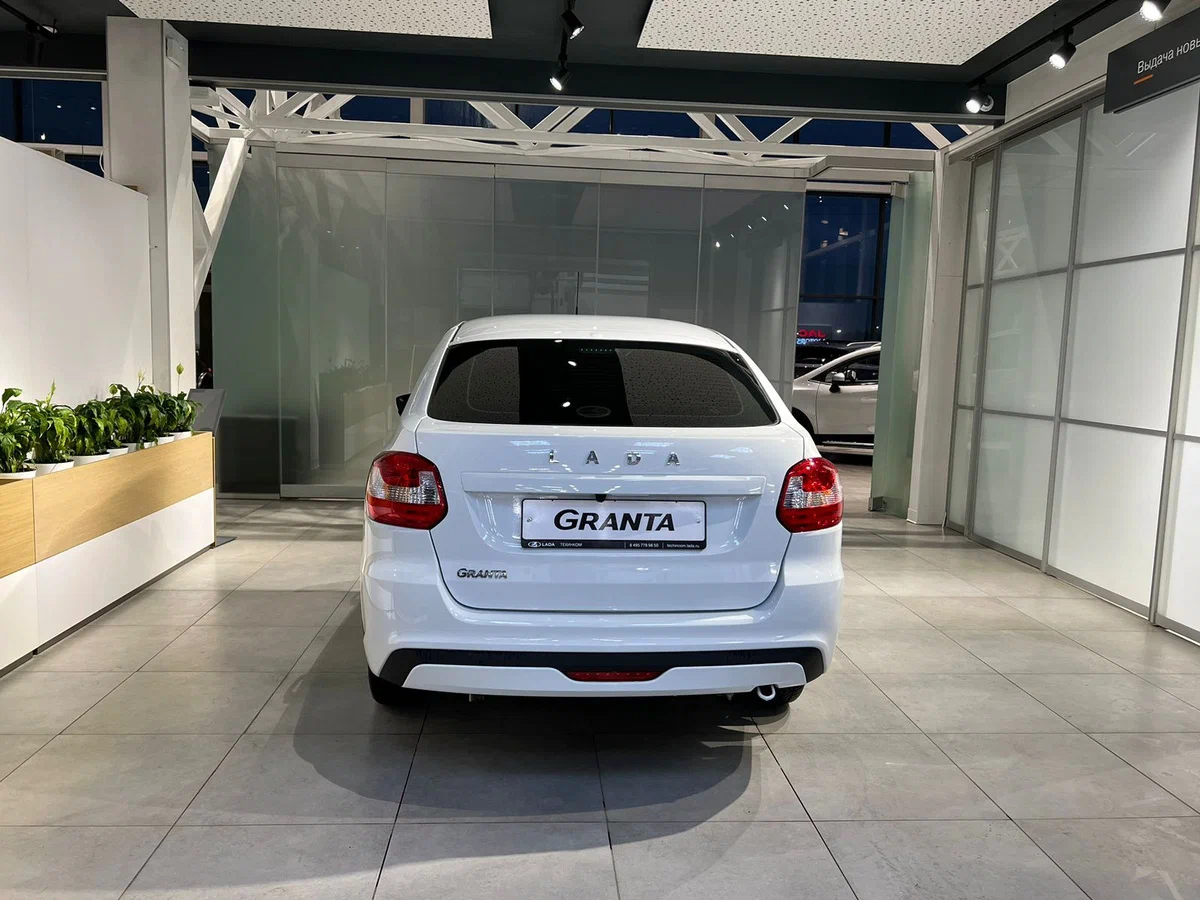 Lada Granta Лифтбек в Челябинск - фото №4