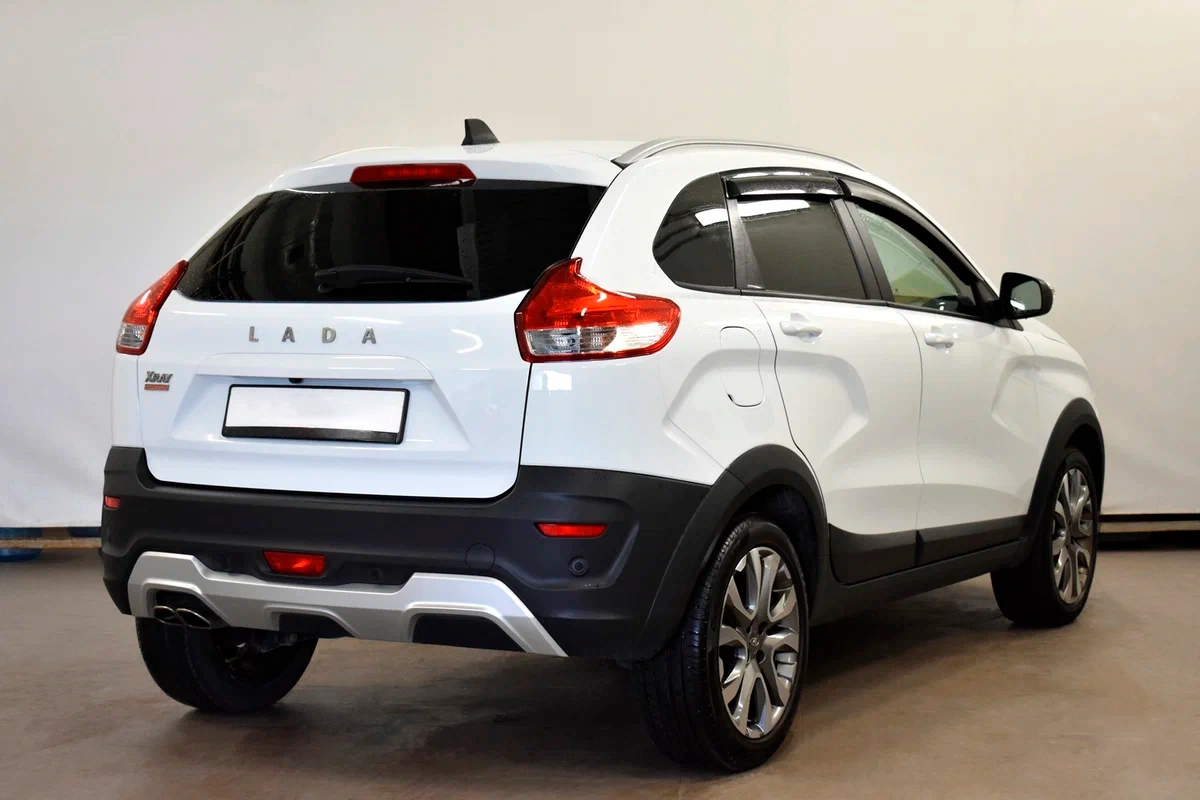 Lada Xray Cross в Челябинск - фото №4